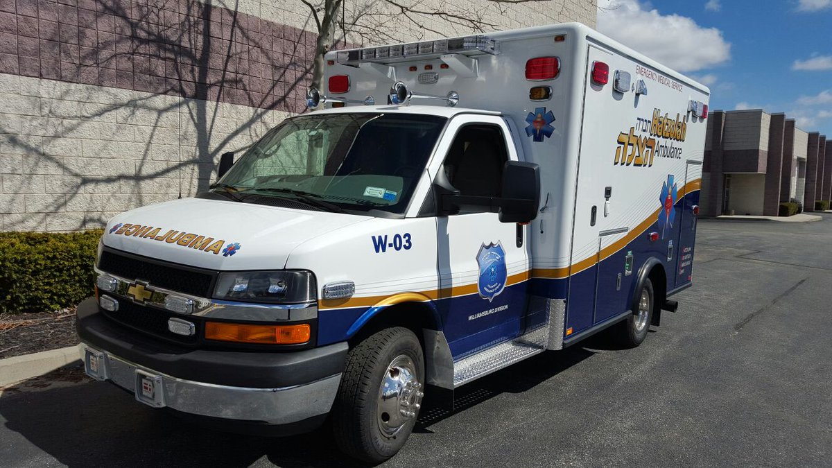 WHatzolah's tweet photo. Williamsburg Hatzolah receiving brand new W-03 Hatzolah Ambulance
@WHatzolah Photos- https://t.co/RR2xCibpqH