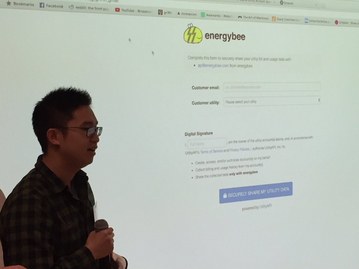 CleanWebBos's tweet photo. #energybee incorporating @UtilityAPI in pitch & app! #Cleanweb #collaboration @MassCEC @LogMeIn @GreentownLabs https://t.co/E5VmwhDp5R