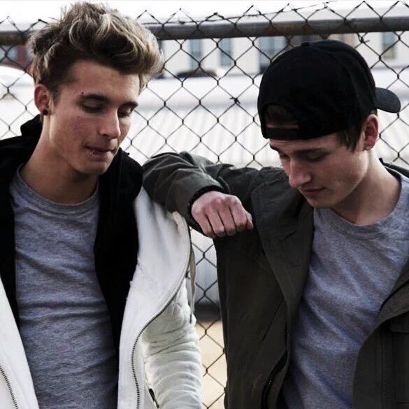 My brothers @CrawfordsPriv <a href="/WeeklyChrisPriv/">christian</a>