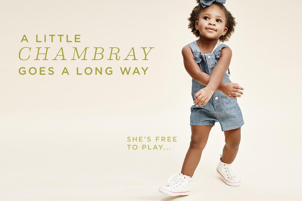 OldNavy's tweet photo. We’ll take any excuse to wear the perfect chambray romper. Here’s three: https://t.co/nGQ9Pji1pN #oldnavystyle https://t.co/EAofrGsXOZ