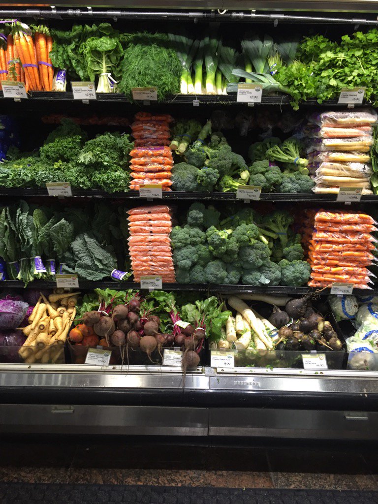 Coleman_PFT's tweet photo. Green leafy vegetables are the most nutrient dense foods @WholeFoods @Coleman_PFT https://t.co/Qz5yDkTukI
