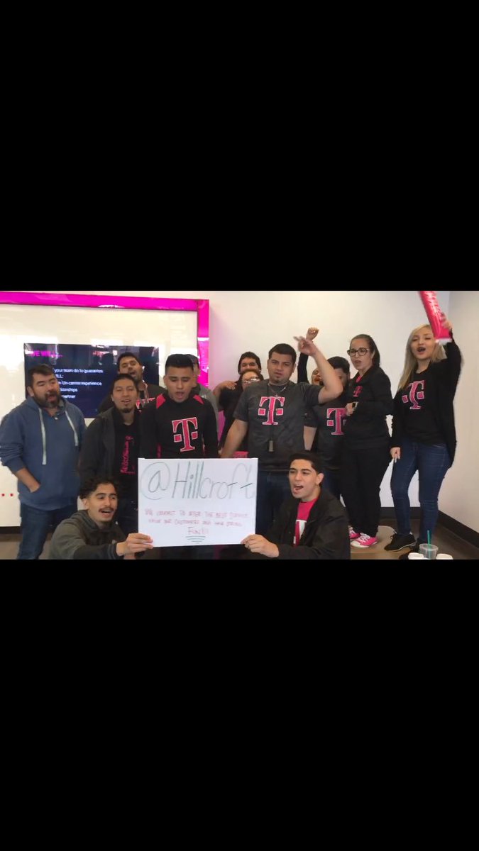 JustPris12's tweet photo. #Hillcroft8334 representing at the Un-Carrier #winningbychoice @victorvu116 @DanielDoerschel @steelersmillers https://t.co/NLYIr5eFZk