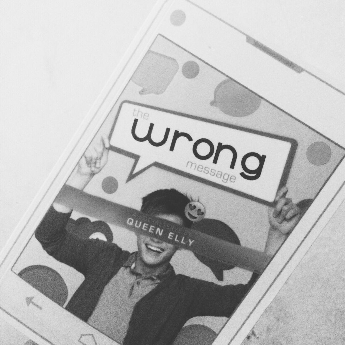 tintindanao's tweet photo. Got my own copy! Finally! #TheWrongMessage #QueenElly https://t.co/nTyAbKP51h