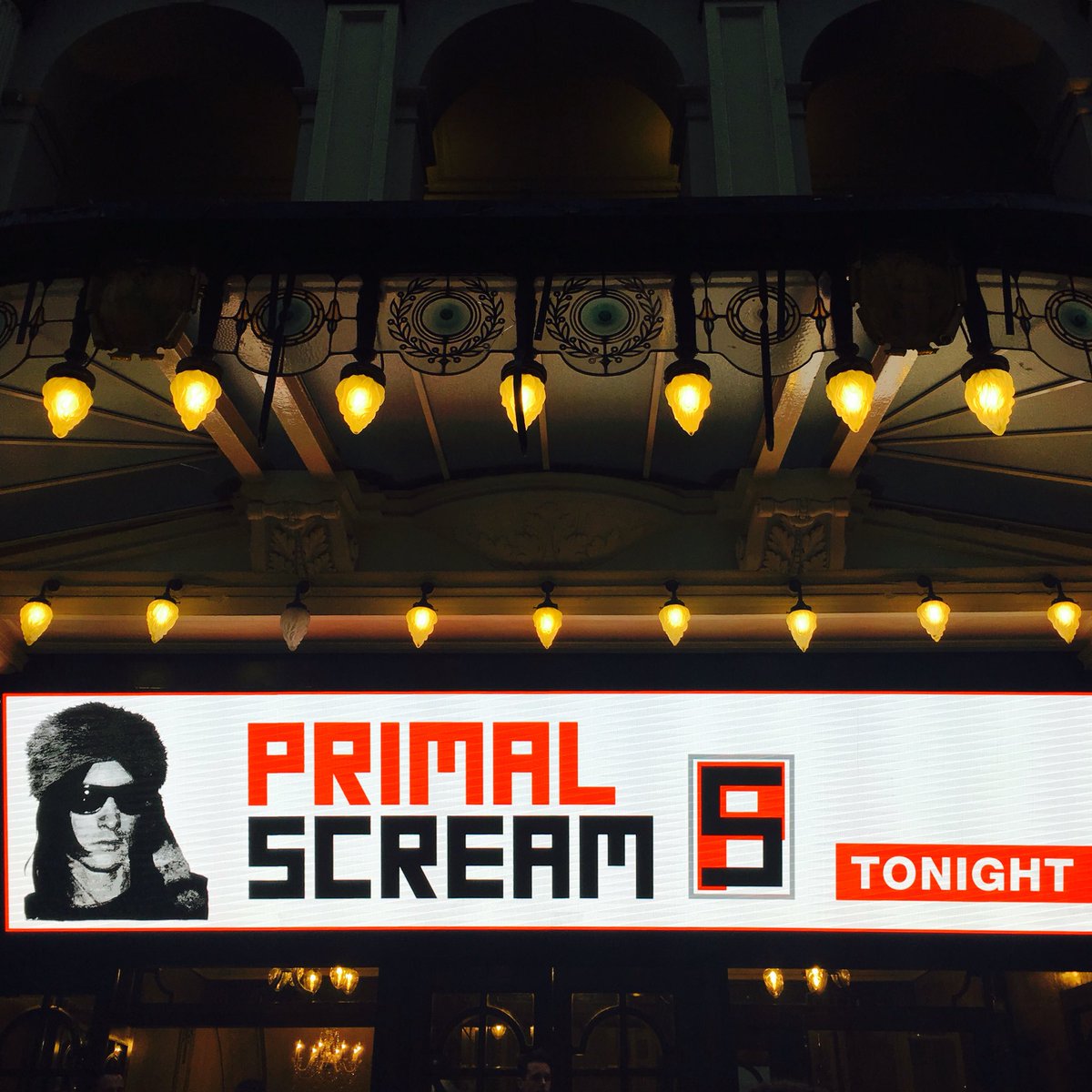 moxmusique's tweet photo. @ScreamOfficial #London April the 1st @PalladiumLondon #PrimalScreamLive https://t.co/8jcU9kt5sk