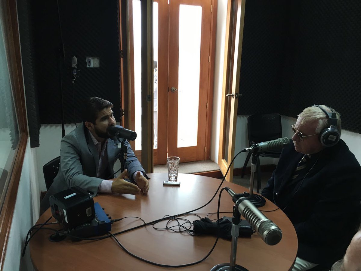 daloes10's tweet photo. Gracias #RadioDistrito https://t.co/KPg2ikvymF https://t.co/s03jCvEjEb