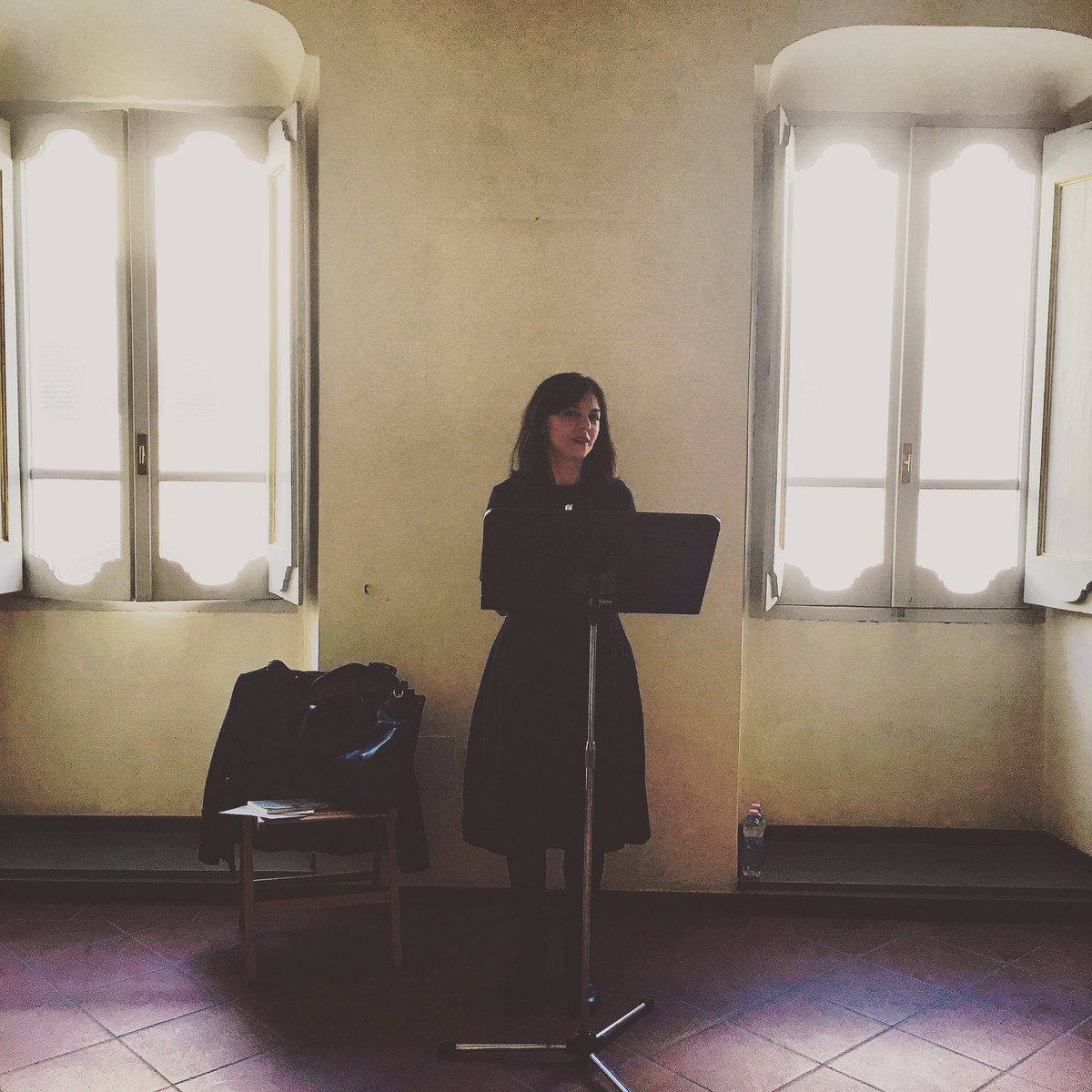 FiorlettaF's tweet photo. #poeti d'appartamento/4: #mariagiorgiaulbar @marcosymarcos @calibro_festival #CaLibro2016 #festival #poesia #umbria https://t.co/sjlkbdCs01