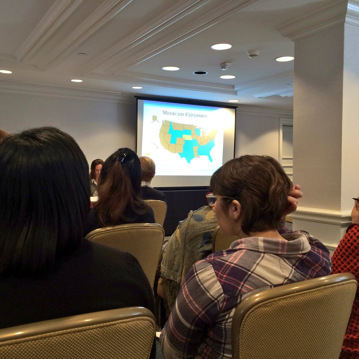 Dr. Sandy Hassink tweet media