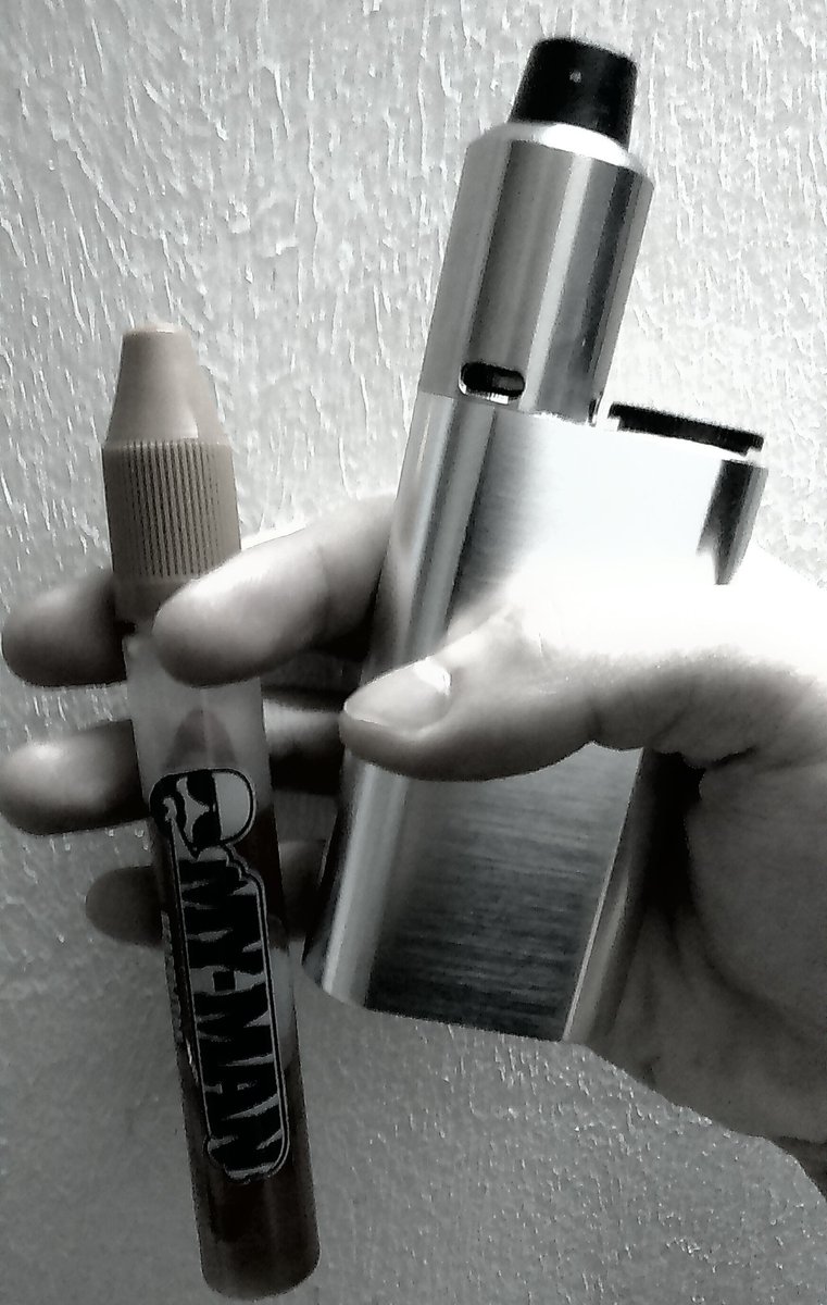 trickyqooo's tweet photo. Noisy Cricket x Tsunami RDA x MyMan E-Juice
My best vape experience till date❗
#CHUCKINTITS #RDA #GeekVape https://t.co/VBQowQArkO