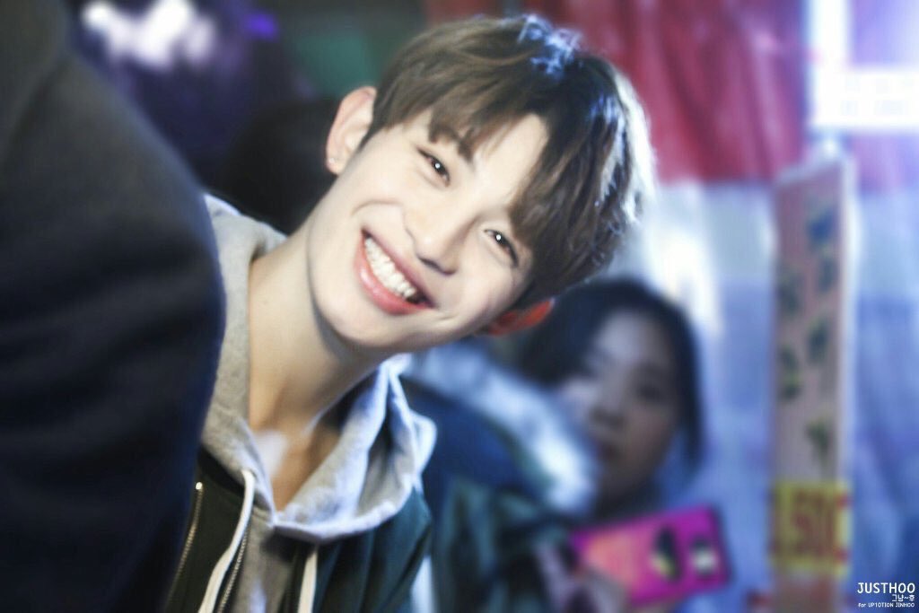 _kpopships's tweet photo. i ship you with jungkook, jinhoo and jooheon 💕 https://t.co/2z6mGCBHjI