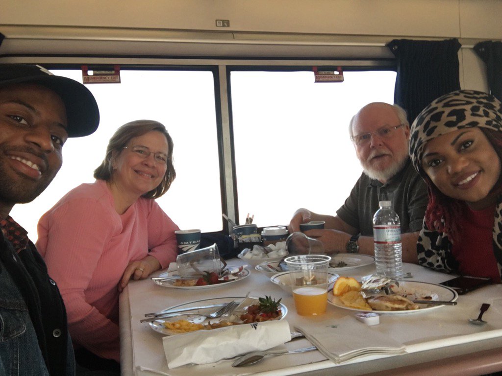 ProducingMFA's tweet image. Once strangers, now friends. Great company to have breakfast with as we journey through Colorado. 🚂 #Amtrak