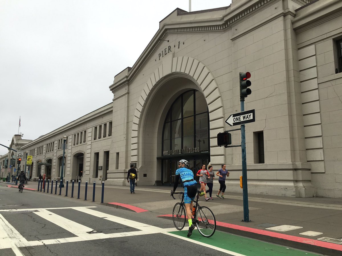 SMVets's tweet photo. Time for some business. Time for some fun. #HelloSF #SocialMediaMarketing https://t.co/DO9ks9NLRE