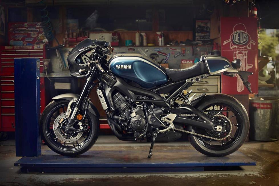 xsr900 シングルシートカウル xsr900 純正OP シートカウル アルミ