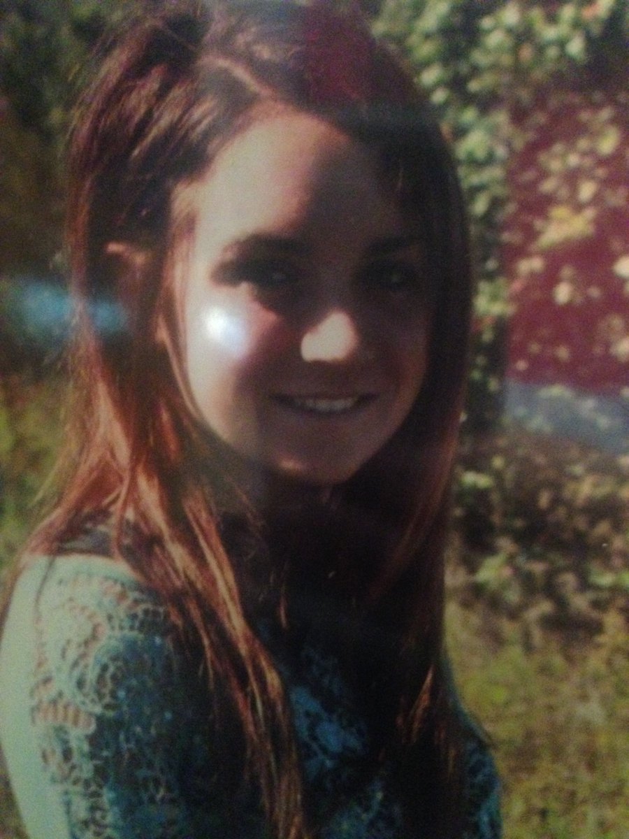 piomom2's tweet image. Happy Birthday!  Unbelievable that your 20! You've grown up so beautiful and so fast! I love you so much!