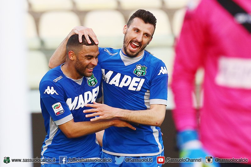 SassuoloUS's tweet photo. #CarpiSassuolo: le foto della vittoria del derby sono online su https://t.co/3wQ9mIj7et #ForzaSasol #Sassuolo https://t.co/EyA6k6dDsK