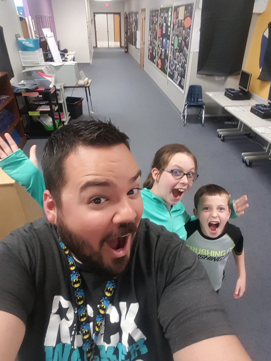When you lose your phone and then it is found! #walelm <a href="/KanesKiddos/">Monica Kane</a> @Mr_Buhrow