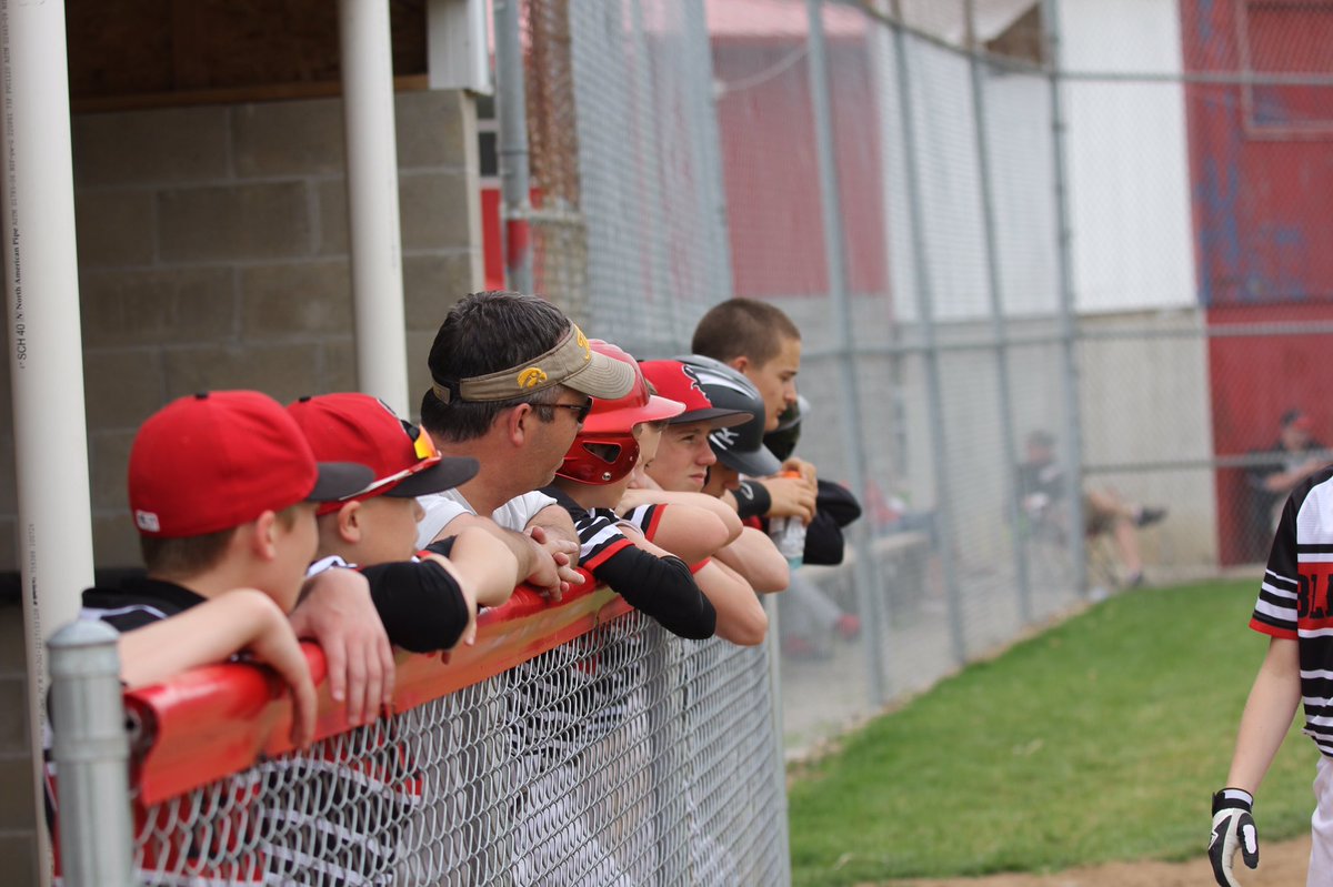 LMBlackSox's tweet photo. It's opening day for the Black Sox. The last one. Let's play ball! https://t.co/uUHxgyo9Mg