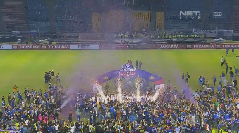 Once again!

Congrats <a href="/AremafcOfficial/">Arema FC</a> yang menjadi juara #TorabikaBhayangkaraCup !