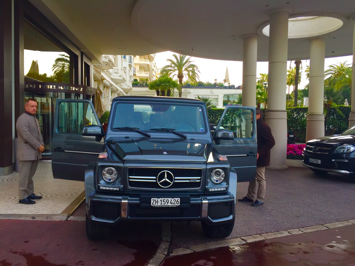 firstlimo's tweet image. Wochenende in Cannes? Warum nicht! 
 First Limousine Service bietet die beste Autos für Ihre komfortabele Reise an!