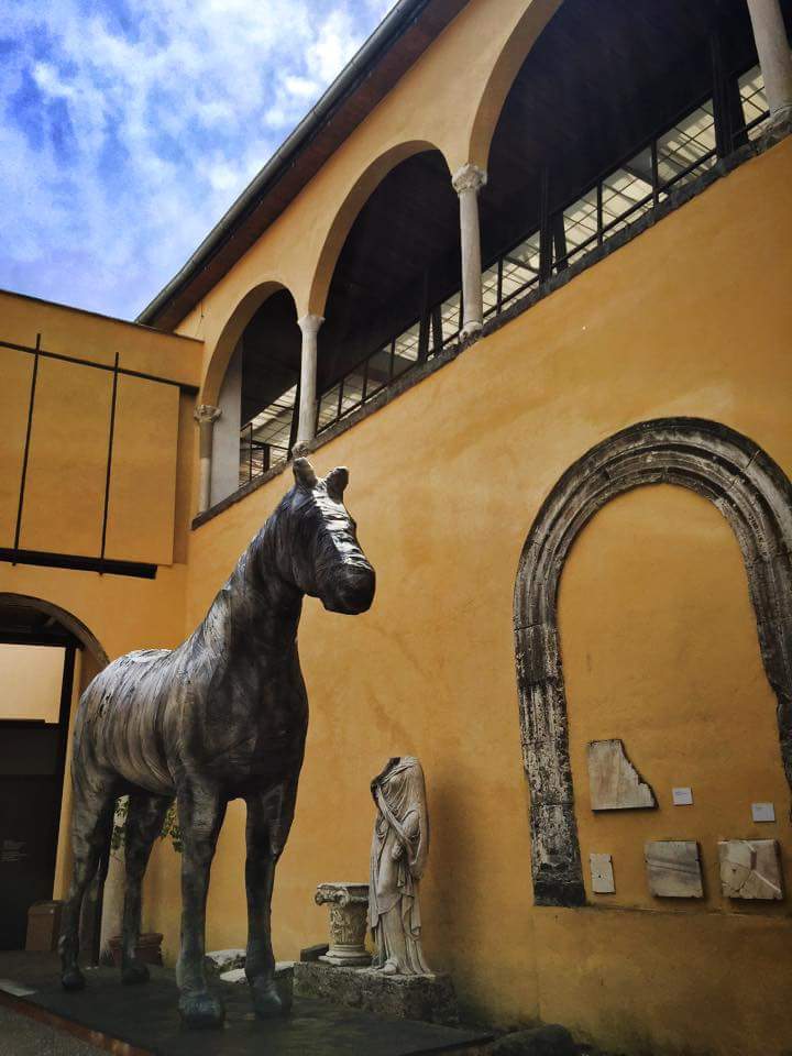 MuseoArcheoSA's tweet photo. Antichità &amp; Contemporaneità con #ChristianLeperino #LoveMW #MuseumWeek @Museo_MADRE @MANNapoli @PANapoli @MuseoMav https://t.co/FtYR5lkYjD