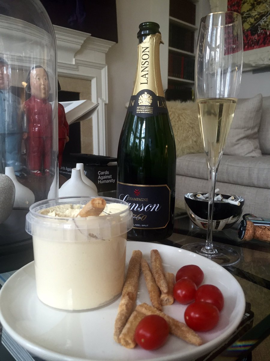 IlonaPacia's tweet image. One meal a day the Roman way 😋#afterpart #birthday #BirthdayParty #WeekendTakeover #SundayFunday