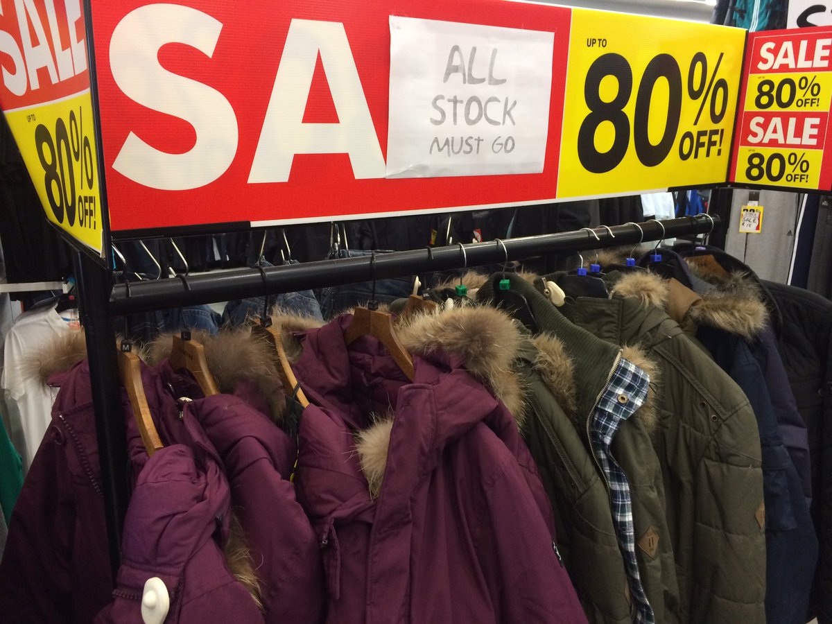 humaneworlduk's tweet photo. REAL FUR on @SportsDirectUK sale rail today. RT to urge Sports Direct reply to our emails &amp; go #FurFree #MakeItFake https://t.co/H3HrbQpsCp