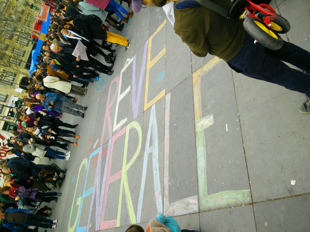 tristansaramon's tweet photo. Le #ReveGenerale en marche ! #NuitDebout #34Mars #CommuneDebout @nuitdebout https://t.co/tCoUOJSmI3