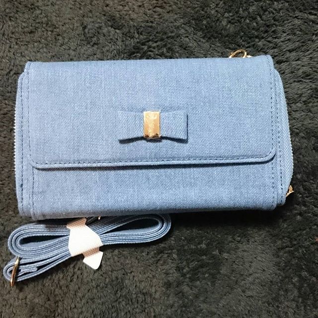 片寄王子 やばいこれかわいい しかもしまむら 安いww しまむら お財布ショルダー プチプラ T Co 9far3locxd