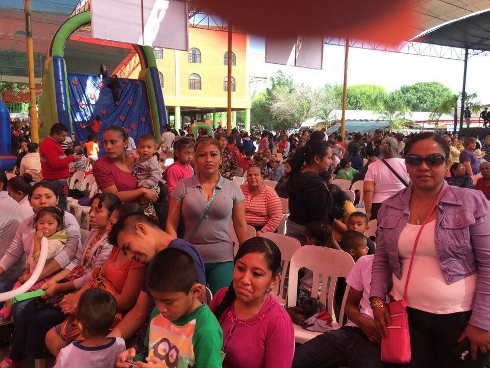 ReynosaPRI's tweet photo. En unidad las familias de #Reynosa en apoyo a nuestro candidato a Gobernador, @BaltazarxTam. https://t.co/PHXmSHStgp