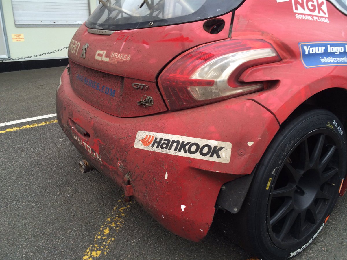 BradleyPhilpot's tweet photo. She's dirty and bruised - but she's a winner! #TeamAltran @PeugeotUK #208GTi https://t.co/proFlnix1a