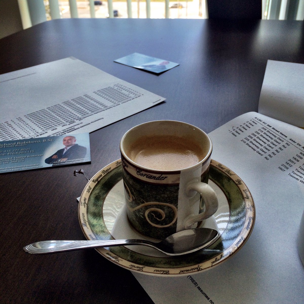 EtobicokeAgent's tweet photo. Being served espresso at a listing appointment. My kind of client! #torontorealestate #onesherway https://t.co/fLt10VI3Dy