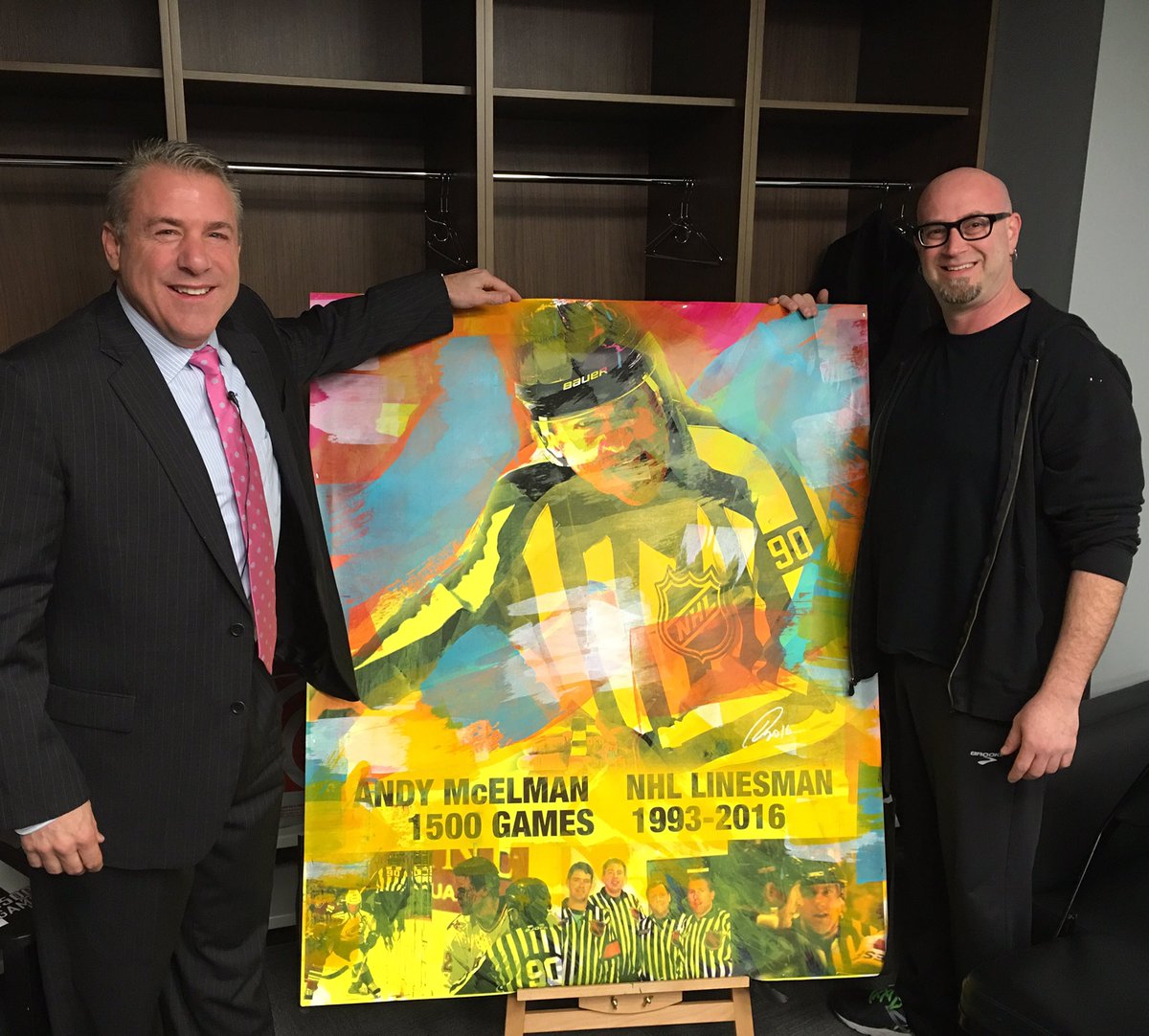 artbeatlive's tweet photo. @NHLBlackhawks congrats to #andymcelman ! https://t.co/U55B9yD3Yn