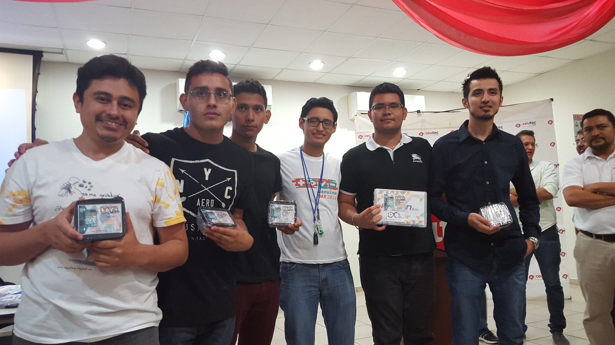 gecoffey's tweet image. #ArduinoD16 #GenuinoD2016 #arduinohonduras #genuinodayhn #dcuartielles