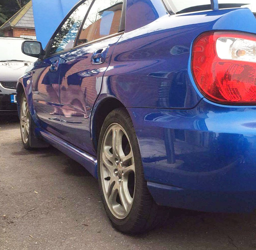 jones_daz's tweet photo. #subaru #fashshow  #shiney https://t.co/KY1EfMAAwe