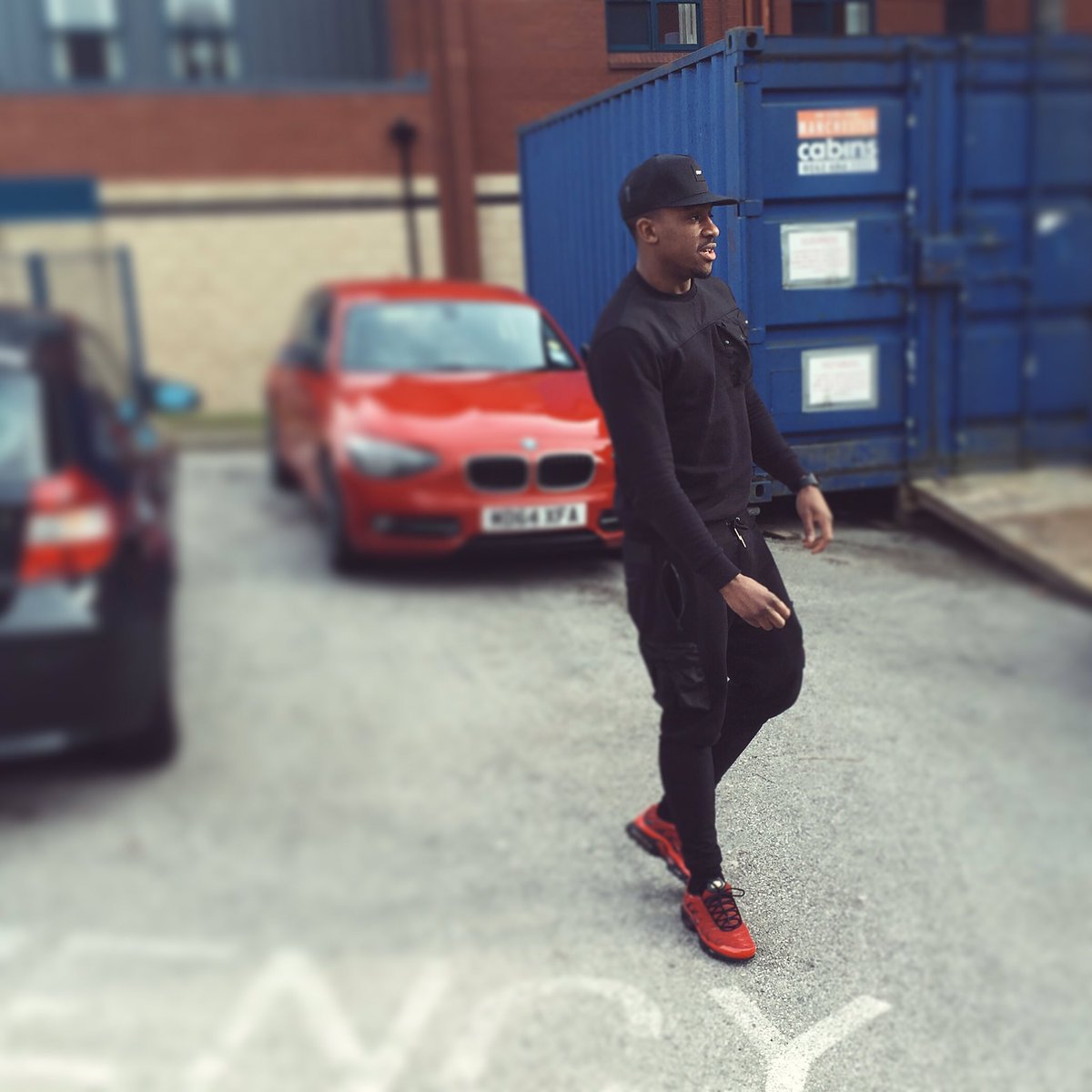 TheBugzyMalone's tweet photo. A circle of leaders, a circle of power, the circle of inspiration🎴 https://t.co/Uxmb73ACju