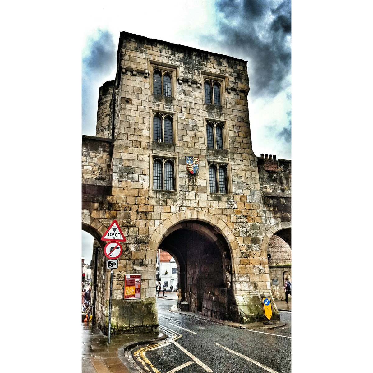 jot1983's tweet photo. Day trip to York @BBCYork  @Welcome2Yorks @YorksCoastRadio @IFYorkshire @Yorkshire_IP @NYMoorsCoast https://t.co/A0iNATeZTx
