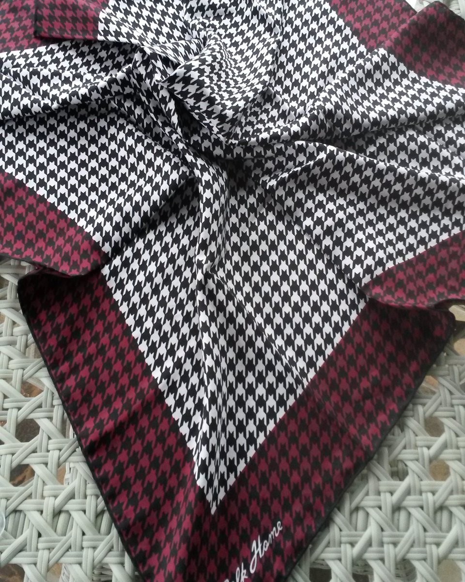 ithal ipek eşarp (@zeasse) on Twitter photo 