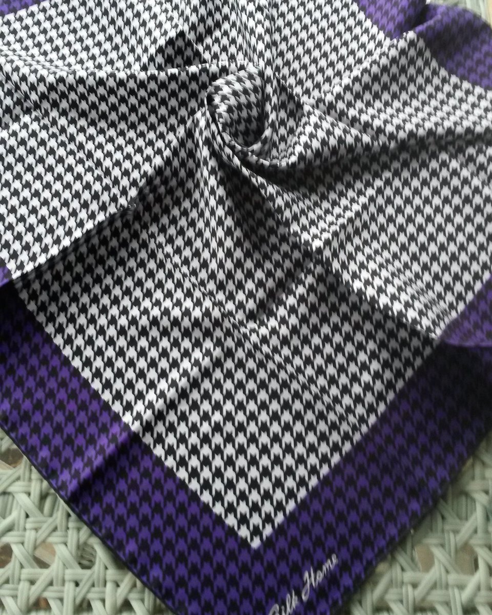 ithal ipek eşarp (@zeasse) on Twitter photo 