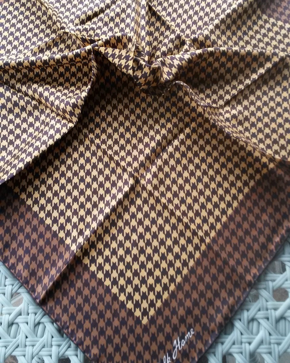 ithal ipek eşarp (@zeasse) on Twitter photo 