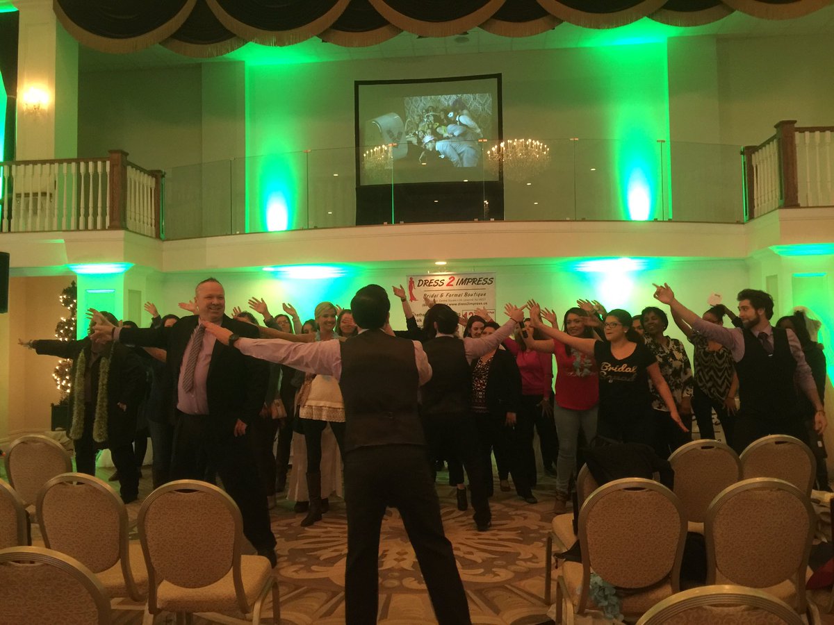 njwedding's tweet photo. NJ #brides and #grooms having fun with #VersatileDJs at the #BlissBridal Expo at The Carriage House in Galloway, NJ https://t.co/tcRm5cgty9