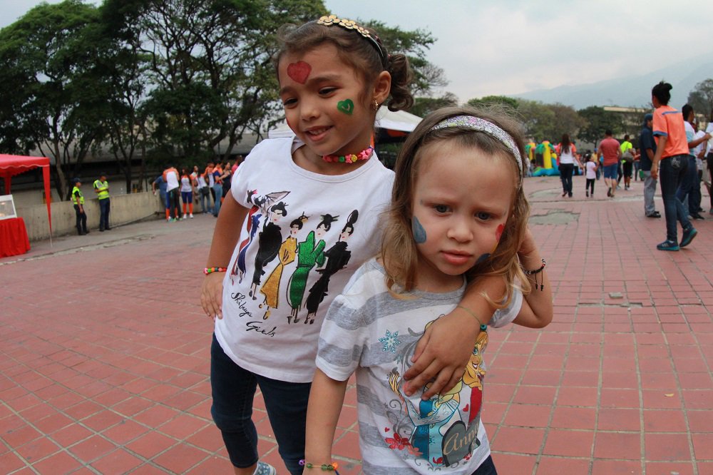 DvoLaGuaira's tweet image. #PRIMEA | Previo al arranque del partido, los más pequeños de la casa disfrutaron de diversas actividades