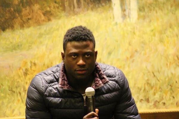 RanckKim's tweet photo. One of my favorite pics from #howlercon2015 LOL. Can only imagine what put this look on @SinquaWalls @howlercon https://t.co/CBFsepHrXG
