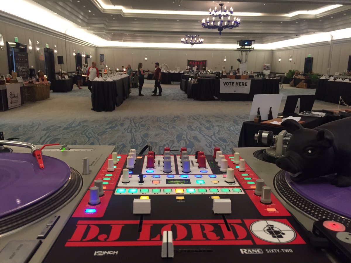 "Soundcheck is a WRAP!"
Let's DO This! <a href="/COCHON555/">Cochon555</a> 🐷
#Cochon555 #DjLORD #Foodie #Miami