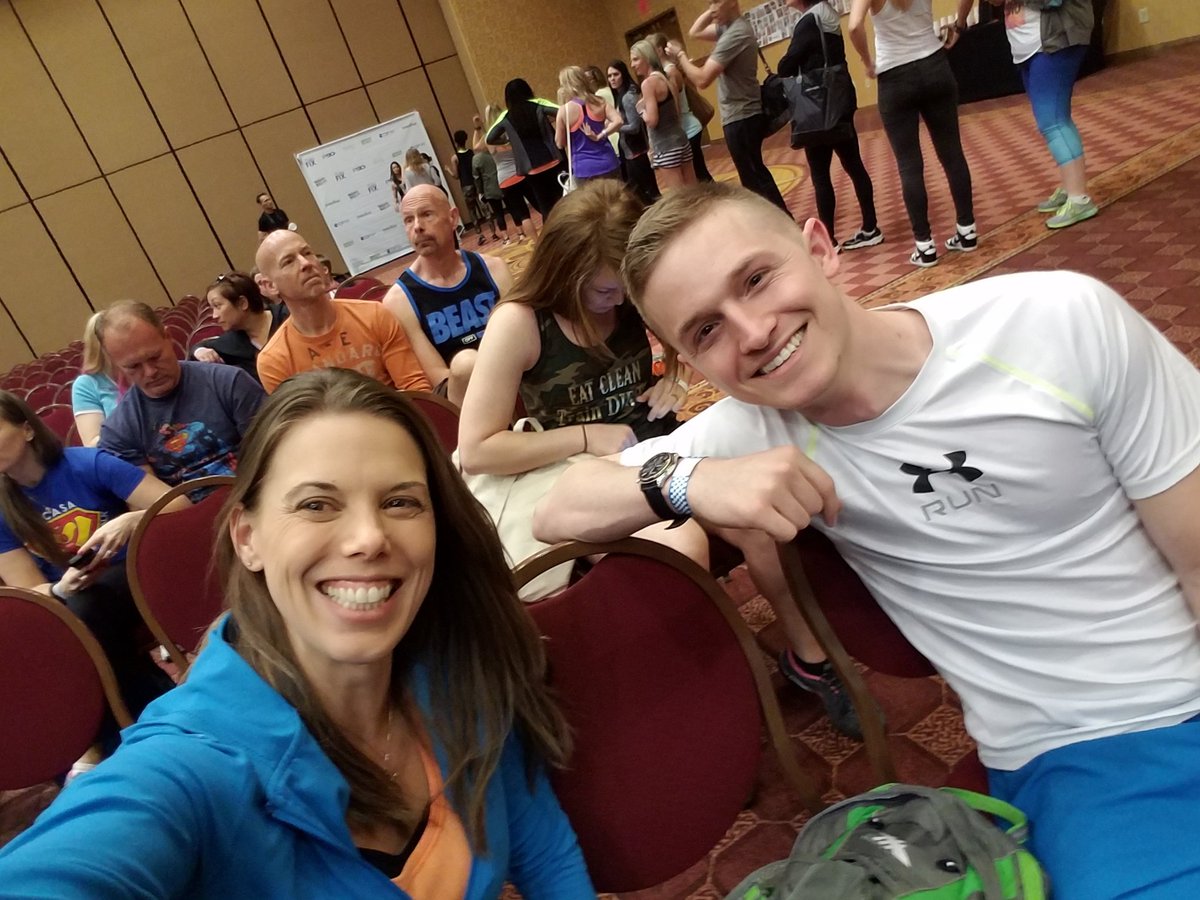 AmbitiousFitMom's tweet photo. Excitedly awaiting for Super Sunday to start! #tbbdallas https://t.co/YTDrloyGCS