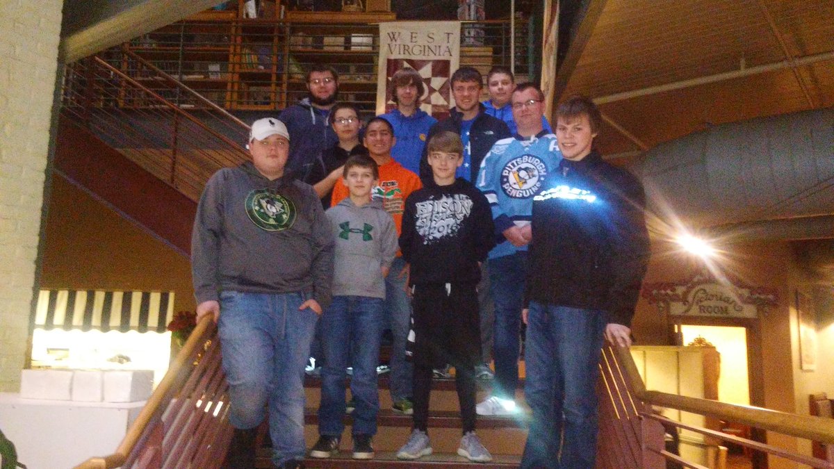 TrinityChapter's tweet photo. Prospect Night dinner at River City Restaurant. On our way to watch @WheelingNailers https://t.co/EXsDfxNLZe