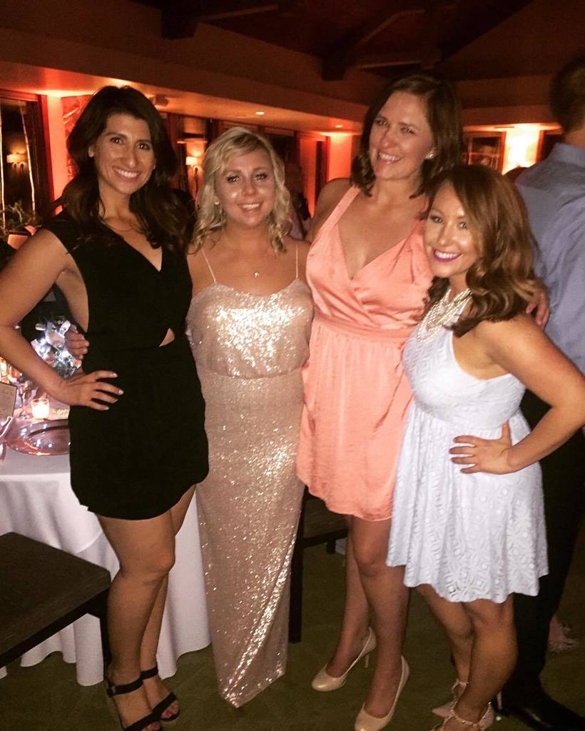 emily_lynn_101's tweet image. Wedding shenanigans #fall07 ift.tt/1RGIyJa