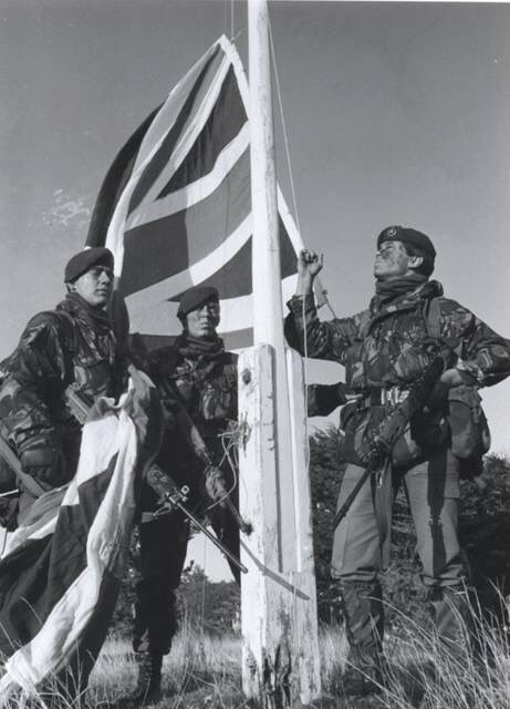 falklands_utd's tweet image. 34 yrs ago our lives were turned upside down. How many RT's for the heroes that would liberate us? #Falklands