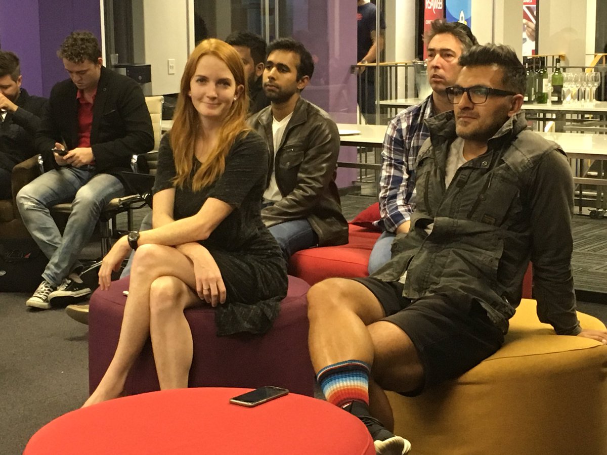 SparkupLive's tweet photo. #Sparkup2016 qualifying pitches in action @uctgsbsolutions @TidyandCo @PayFast https://t.co/13xWBKsJl9