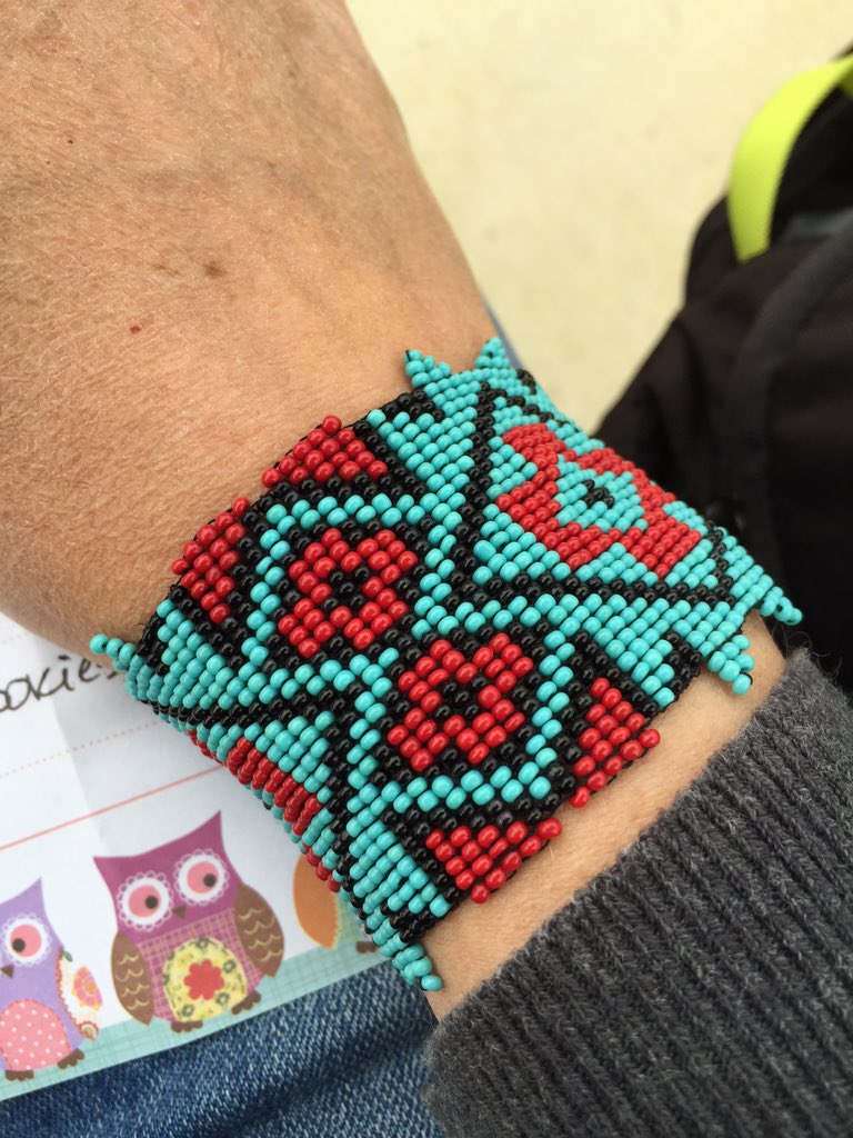 Anthrobeader's tweet photo. #Monday bling to get through the day. #Beaded #NezPerce #Loomed #PowerCuff #Beadwork https://t.co/bUqkYatYKO
