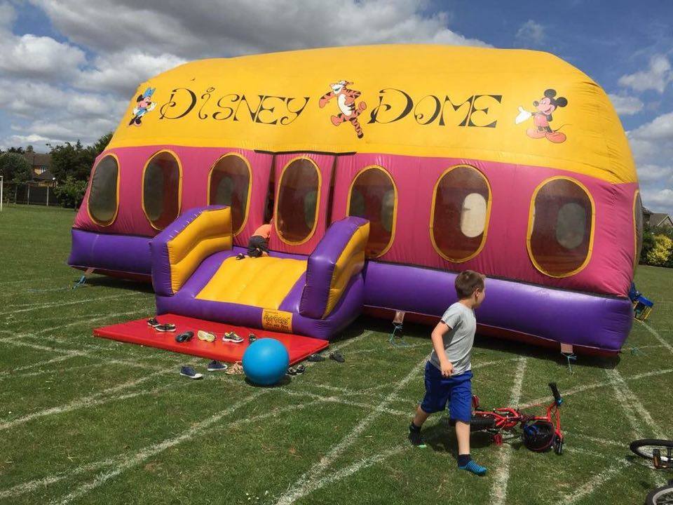EASukOrg's tweet photo. Welcome Manning Amusements with Juvenile Ladybird, Juvenile Cup & Saucer, Disney Dome and Jungle Active.
#MKEvent https://t.co/ouHrzzIcoT