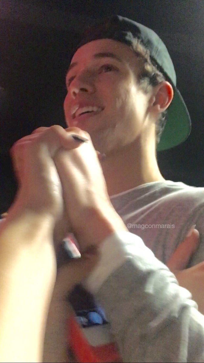 ___shaina's tweet photo. @camerondallas missing you lots right now #MAGCONHouston ☹️💓 @MAGCONTOUR https://t.co/5AYNZ4p7yC